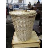 CIRCULAR LIDDED CANE LINEN BIN