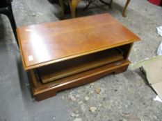 REPRODUCTION LOW TV STAND, 80CM WIDE