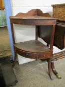 GEORGIAN MAHOGANY TWO-TIER BOW FRONTED CORNER WASHSTAND, 59CM WIDE