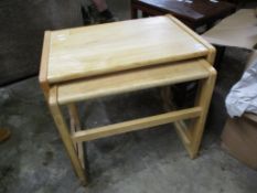 MODERN NEST OF TWO TABLES, LARGEST 56CM WIDE