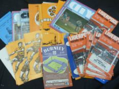 Box: good quantity assorted soccer programmes