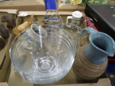 TRAY CONTAINING GLASS WARES AND CERAMIC ITEMS INCLUDING STUDIO POTTERY TYPE JUGS