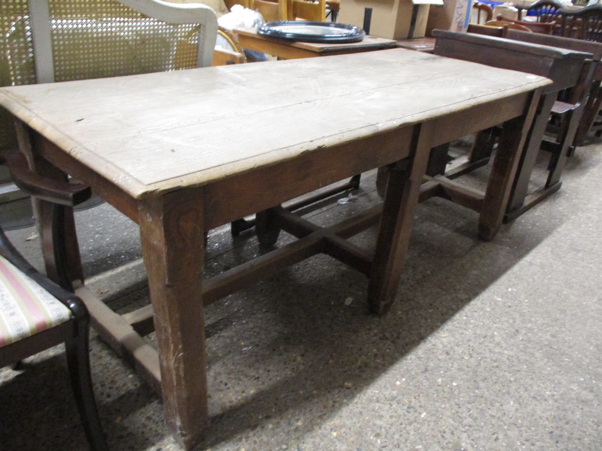 LIGHT OAK WORK TABLE WITH CHAMFERED SUPPORTS, 181CM WIDE
