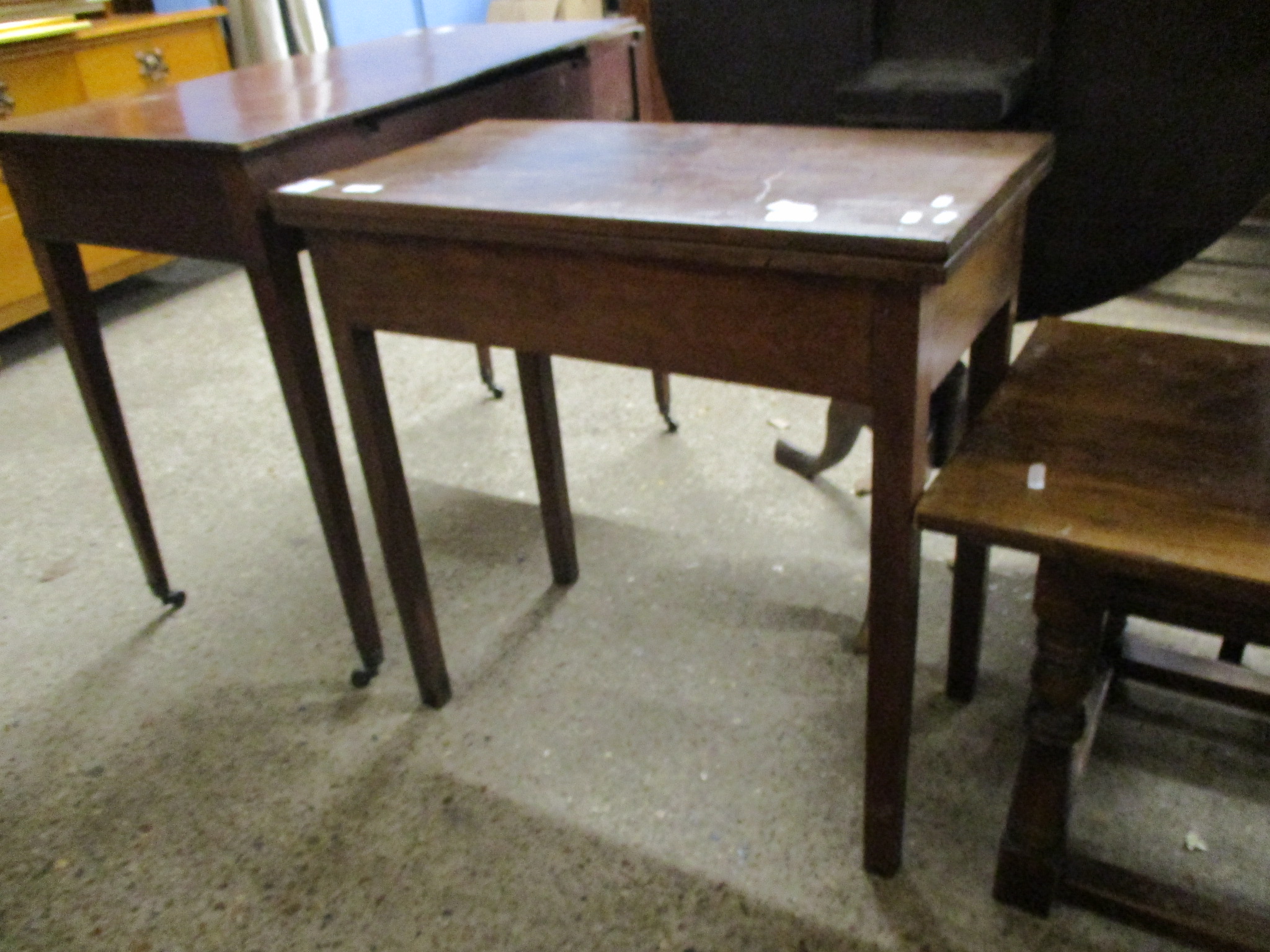 MAHOGANY SIDE TABLE, 70CM WIDE