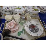 TRAY CONTAINING CERAMIC ITEMS INCLUDING CHRISTMAS PLATES FROM ROYAL DOULTON AND COMMEMORATIVE MUGS