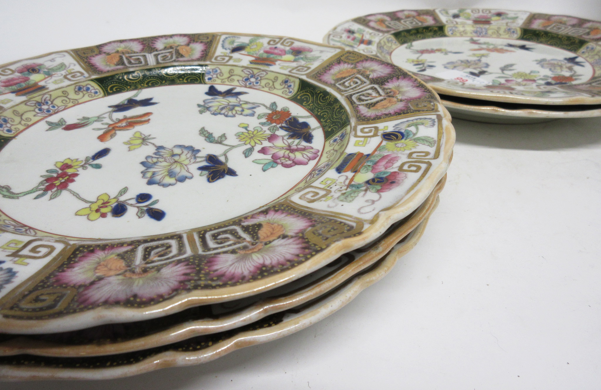 Set of Mason's Ironstone dinner plates, pattern 2842, comprising 12 dinner plates, all with a - Image 2 of 2