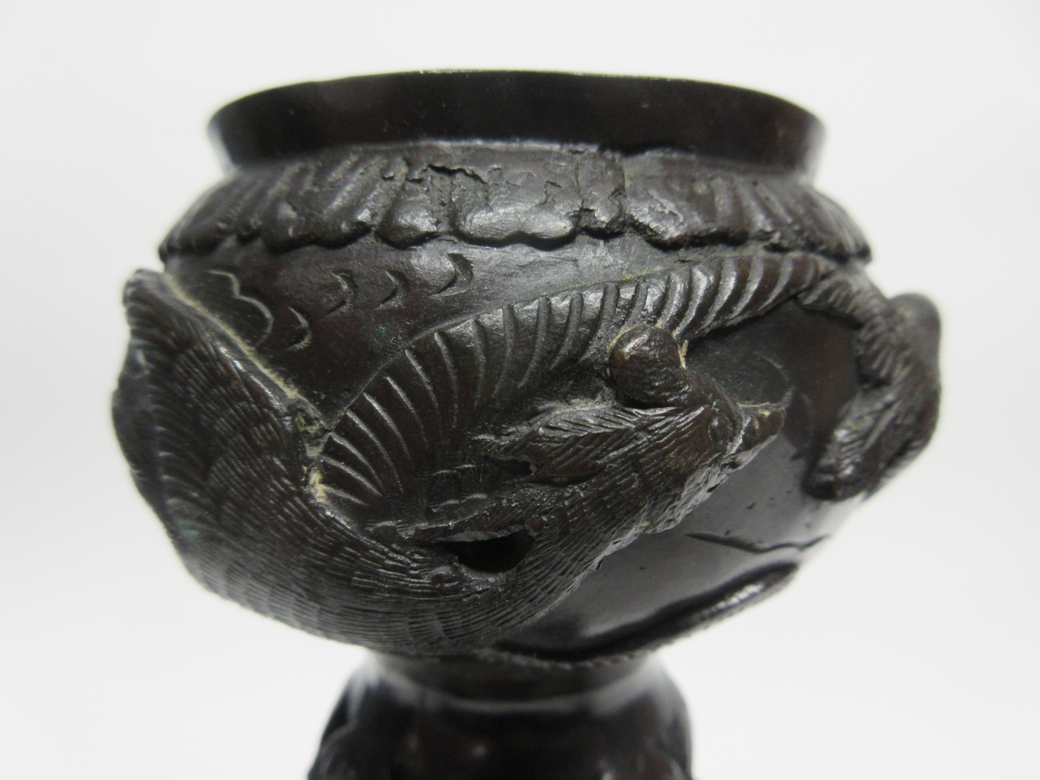 Oriental bronze candlestick with applied decoration of turtles and dragons, 31cm high - Image 6 of 8