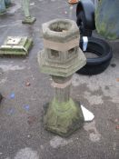 MOULDED HEXAGONAL LAMP HOLDER, HEIGHT APPROX 92CM