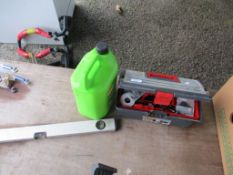 SMALL PLASTIC TOOLBOX AND CONTENTS TOGETHER WITH SPIRIT LEVEL AND BOTTLE OF PRESSURE WASHER SHAMPOO