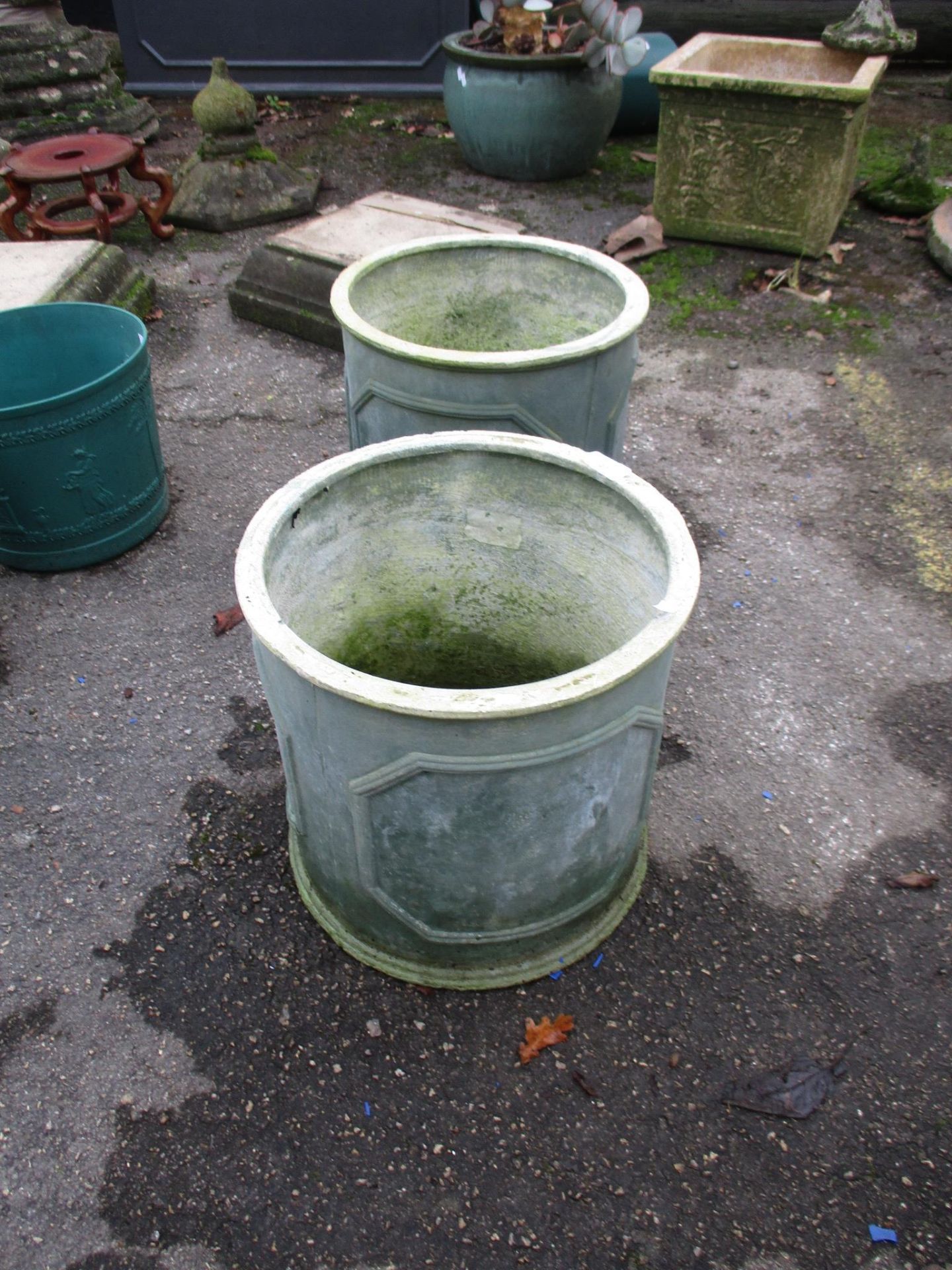 PAIR OF FIBRE GLASS MOULDED PLANTERS, EACH APPROX 32CM DIAM