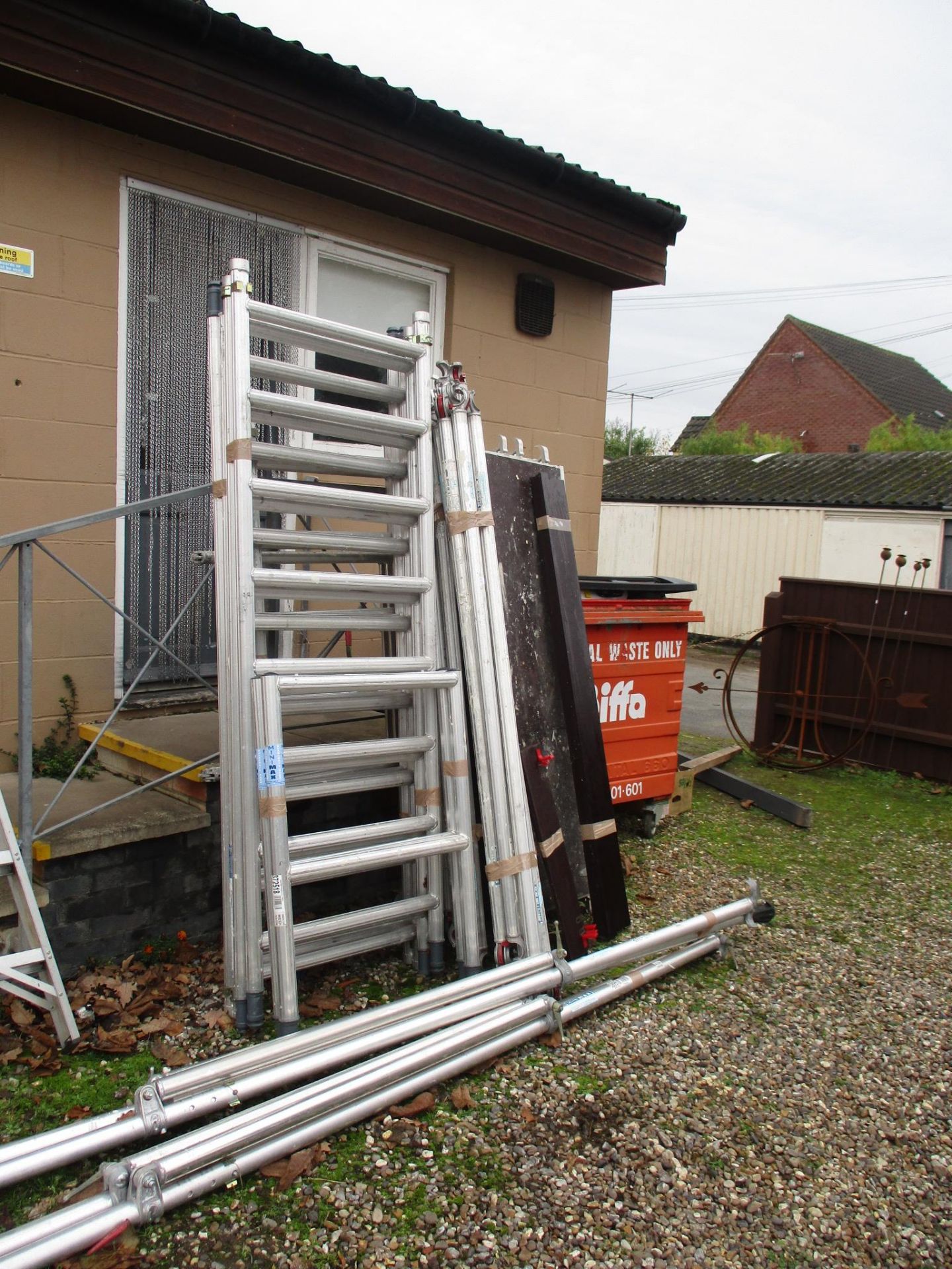 MINIMAX ALUMINIUM SCAFFOLD PLATFORM