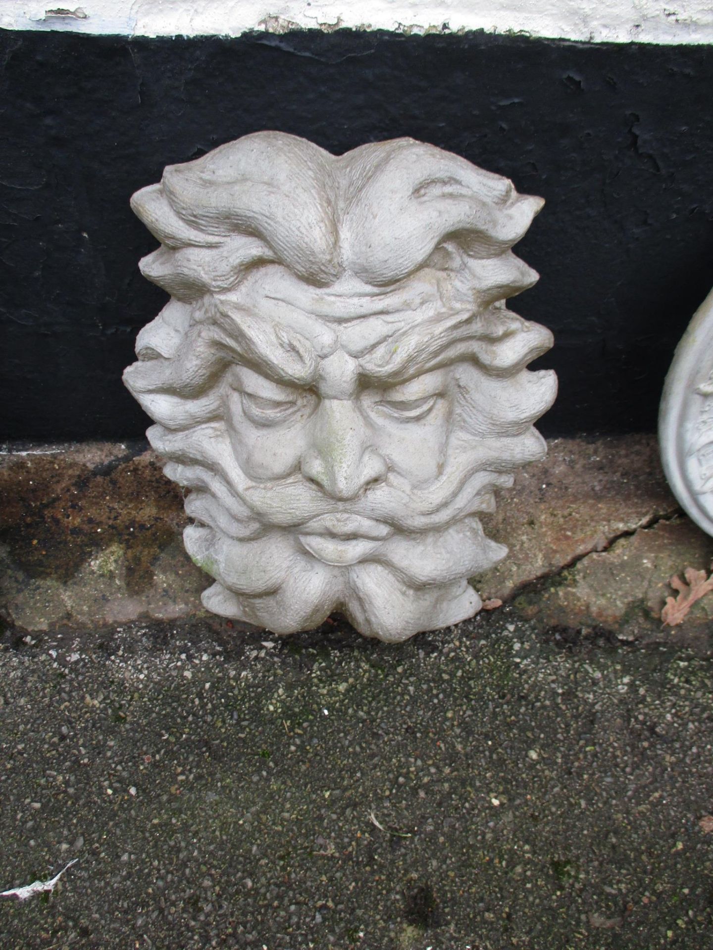 COMPOSITION MOULDED WALL MASK, HEIGHT APPROX 40CM