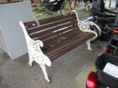 CAST METAL AND WOODEN GARDEN BENCH, LENGTH APPROX 128CM