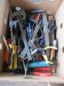 BOX CONTAINING GOOD QUANTITY VARIOUS HOUSEHOLD AND GARAGE TOOLS ETC