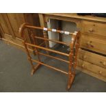 MODERN PINE TOWEL RAIL