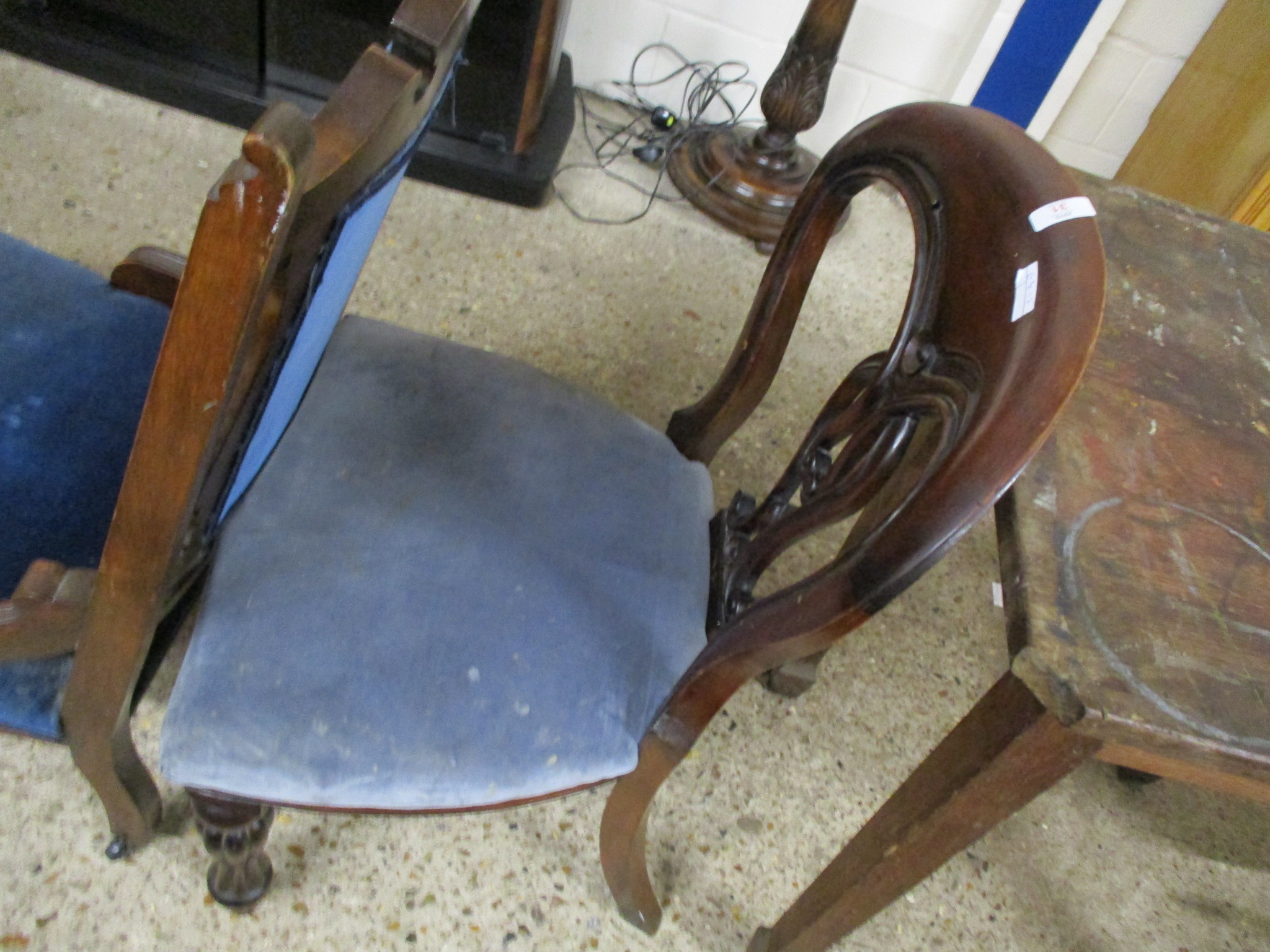 VICTORIAN MAHOGANY BALLOON BACK DINING CHAIR