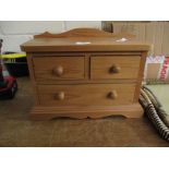 SMALL MODERN PINE TABLE TOP THREE DRAWER CHEST, 56CM WIDE
