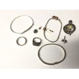 Collection of sterling silver & white metal jewellery