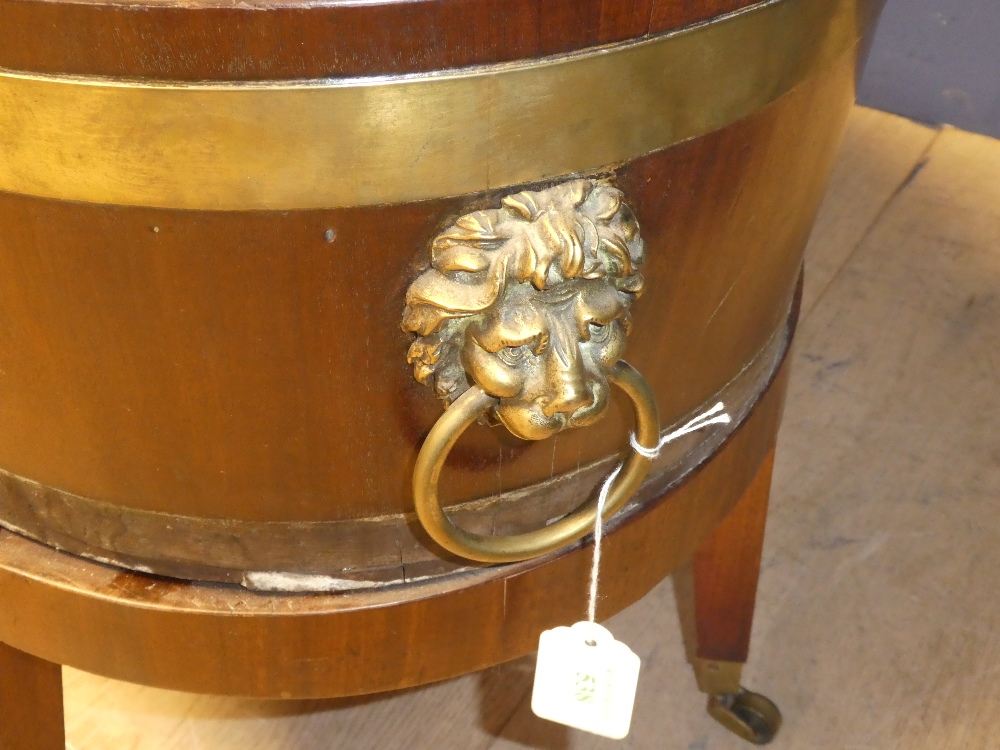 George III brass bound oval wine cooler with liner 48H x 75L x 48.5D cm (as found) - Image 6 of 12