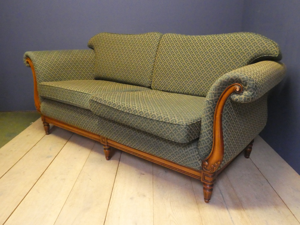 Green 2 seater sofa on 6 legs 90H x 203W x 90D cn - Image 2 of 2