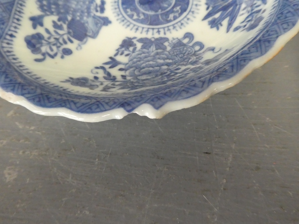 C19th Chinese famille rose vase, & 5 plates - Image 3 of 4