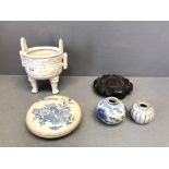Chinese Blanc de Chine tripot censer, with wood stand; a blue & white circular box and cover, 2 blue