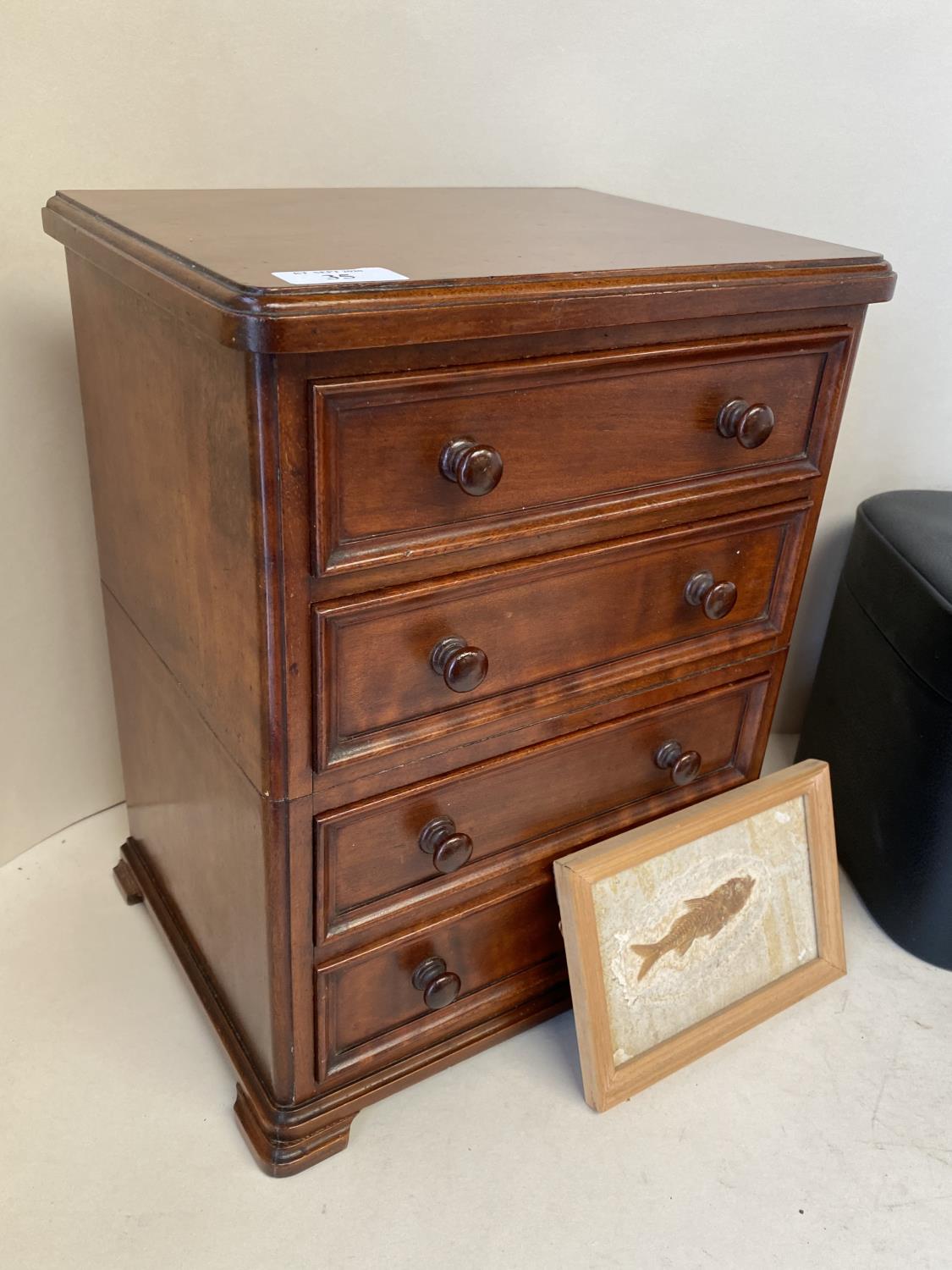 Polished mahogany apprentices piece as a chest of 4 long drawers, two pottery jugs and casserole, - Image 2 of 5