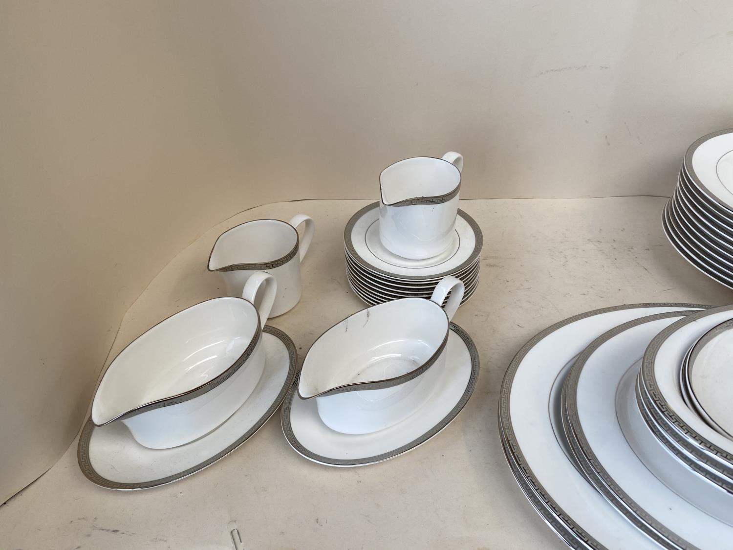 Royal Worcester Corinth Platinum modern dinner service, 10 place setting plus platters and dishes, - Image 6 of 6