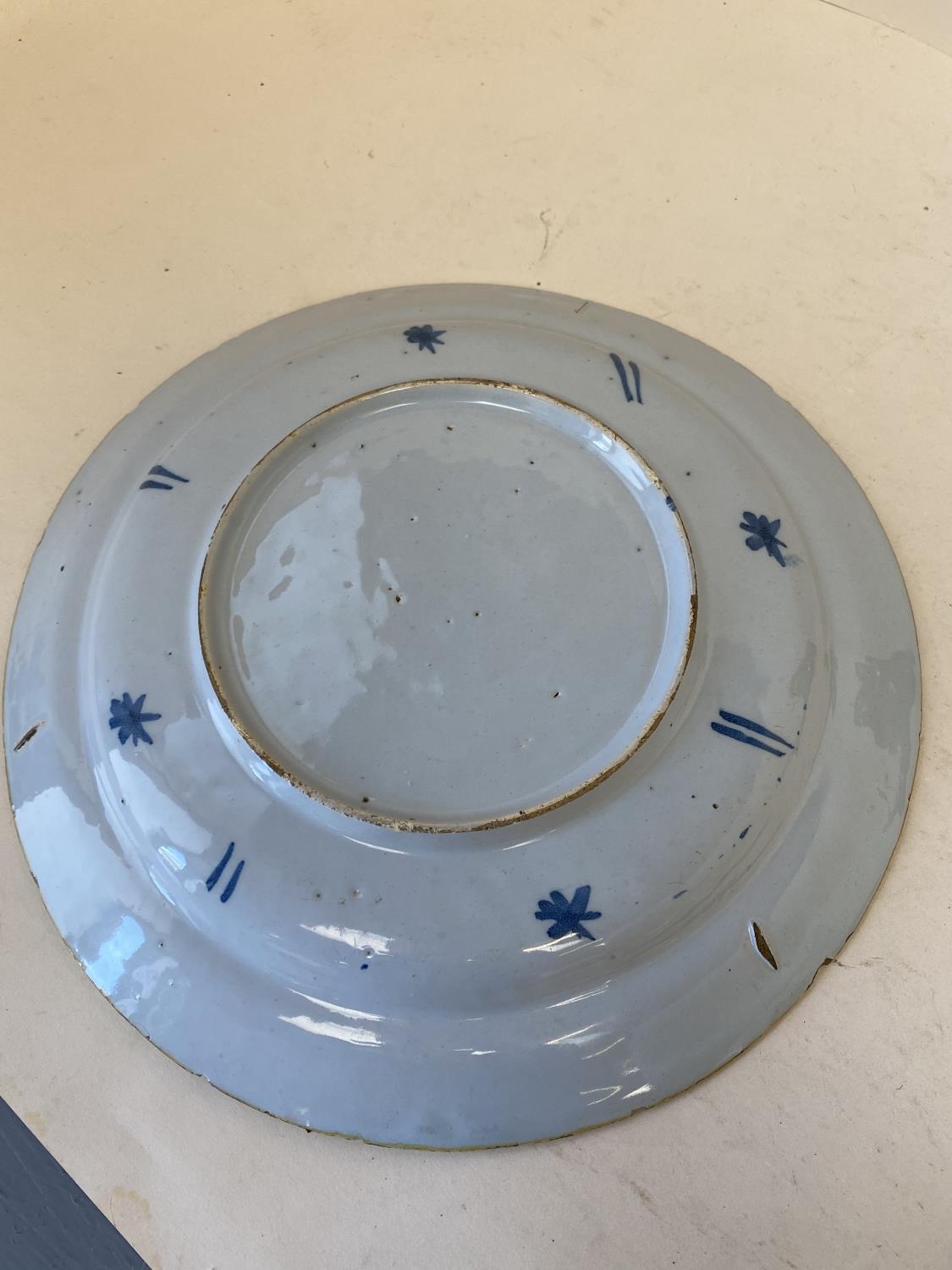 Tin glazed Delft plate 29cm diam, (rim chipped), Imari circular plate cracked and a florally - Image 8 of 8