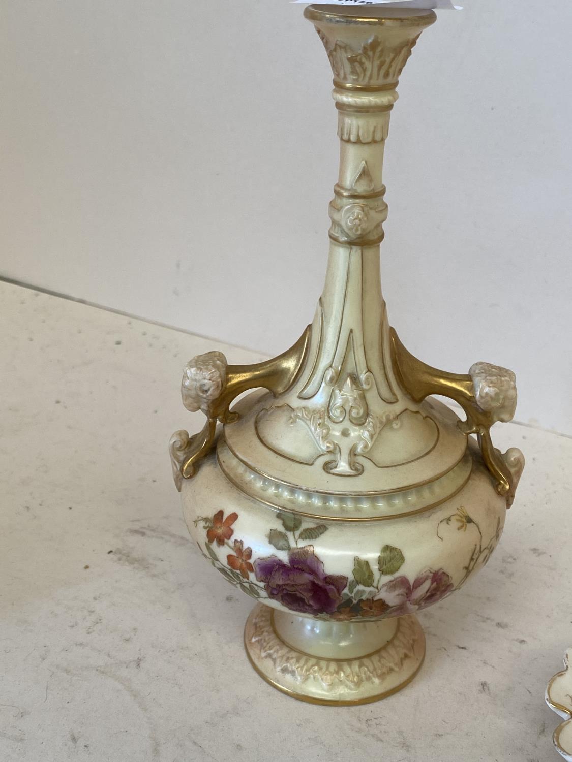 Large quantity of china and glass, to include, Royal Worcester blush, Crown Ducal, Doulton, Royal - Image 22 of 25