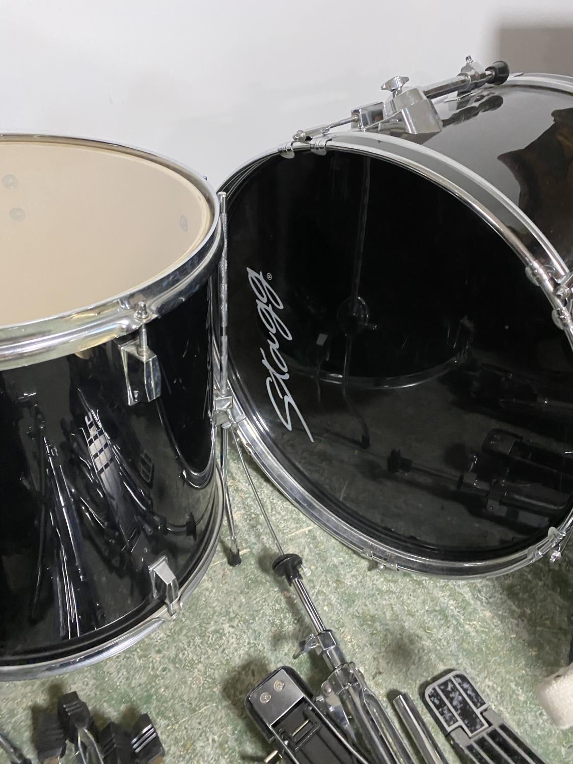 A Drum kit, music stand, speakers etc (Information for all Buyers: COVID procedures - All Payments