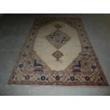 Vintage Persian Tabriz carpet 3.12 x 2.25