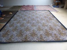 Large leopard print rug 403x438cm