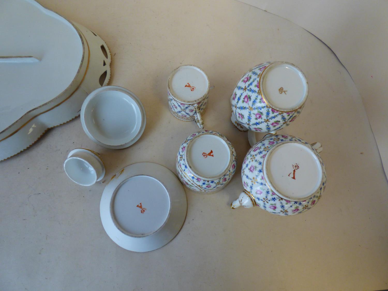 C19th Paris Porcelain de la Reine Cabaret tea set - Image 7 of 7