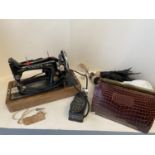 1923 Singer electric sewing machine in oak case see images for serial number.
