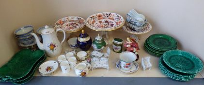 Quantity of green plates, Wedgwood and others, modern Chinese bowls & plates, Worcester Delecta