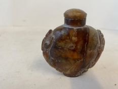 Carved Jade scent bottle with mythical dragons, 5cmH