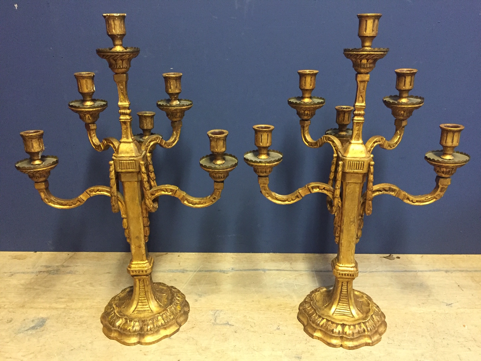 A pair of good quality C19th giltwood side candelabra and a pair of ormolu candle sticks, and qty of - Image 4 of 17