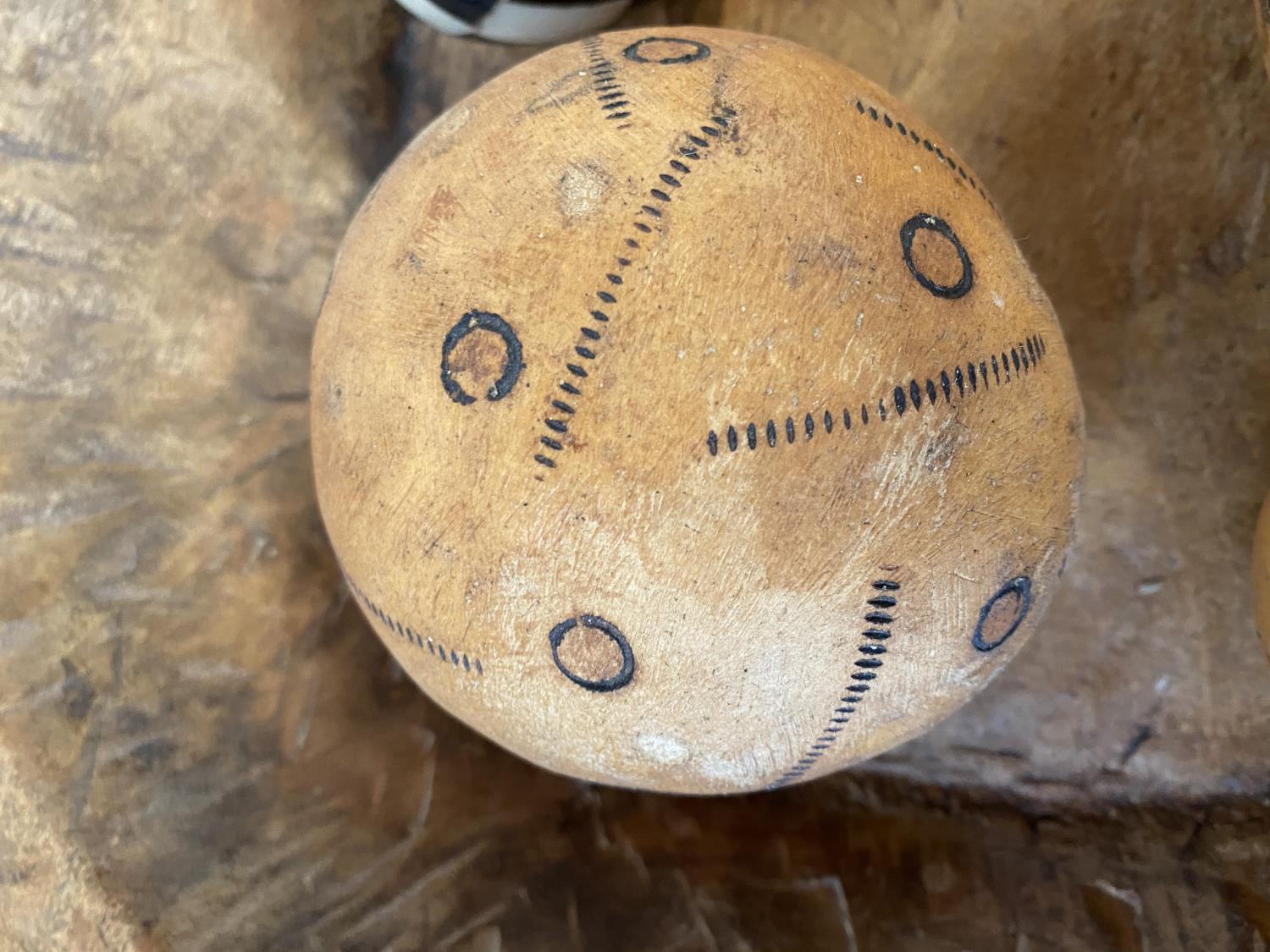 Large rustic wooden carved bowl & decorative balls - Image 2 of 3