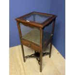 19th century mahogany Display case with lift up lockable top also with drawer beneath