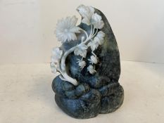 Beautifully carved natural jade statue, in the form of flowers and insects17cmH