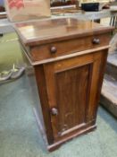 Mahogany washstand, rising lid with fitted bowl, 81cmH, and a childs chair