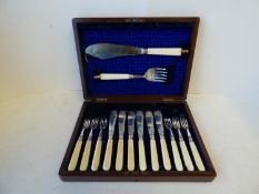 Cased set of 6 Hallmarked bladed fish knives and forks and servers