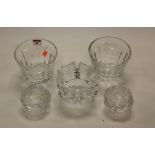 A Orrefors clear glass small footed bowl, dia.12.5cm; together with a pair of Stuart Crystal