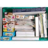 One tray containing 25+ various mixed scale plastic and vac form aircraft kits to include a Matchbox