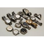 A quantity of gents steel quartz watches to include Seiko and Pulsar