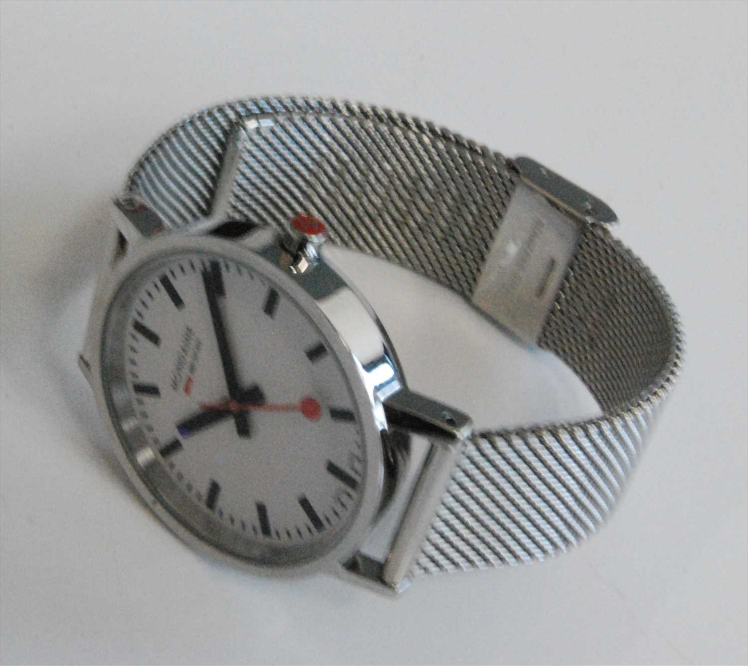 A Gents stainless steel Mondaine Classic quartz wristwatch, having round white baton dial, fitted to - Image 3 of 4