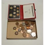 A Royal Mint 1989 nine coin proof set; together with various George V pennies, commemorative