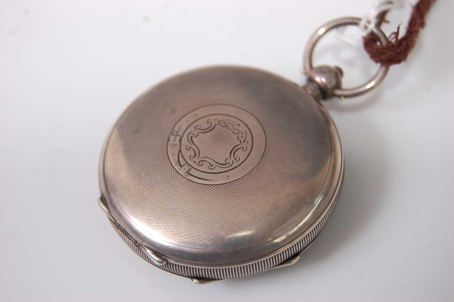 A George V gent's silver cased open faced pocket watch, having engine turned back cover, keyless - Image 3 of 3