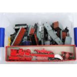 Plastic crate contaning approx 50 Hornby Dublo assorted wagons and a breakdown crane (matt) with